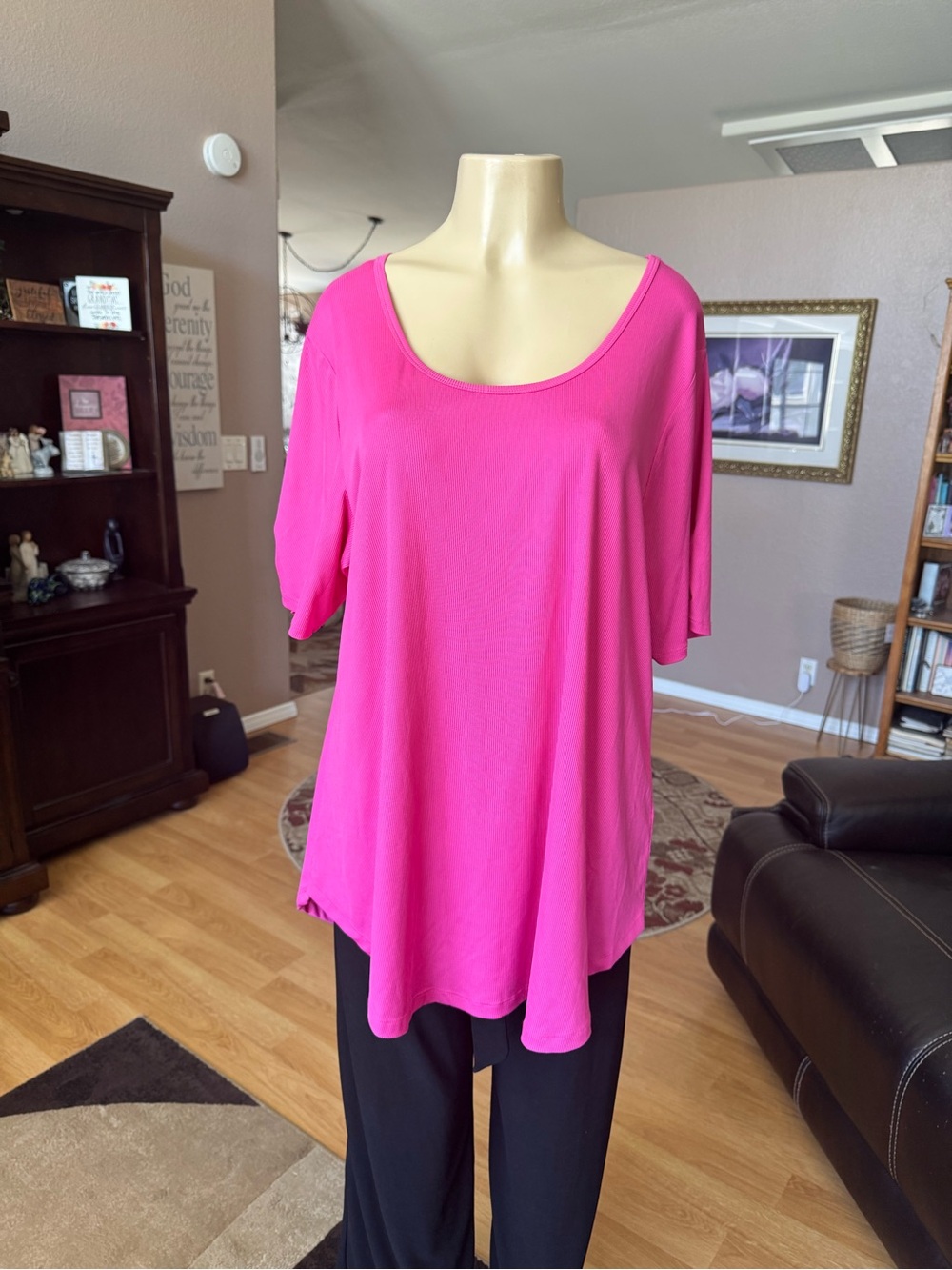 Lularoe pink scoop neck short sleeve tunic-size 2X